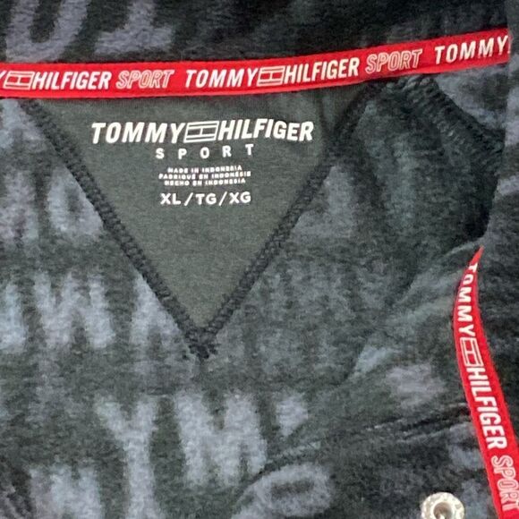 Tommy Hilfiger Sport Black and Red Logo Fleece Unisex - Picture 9 of 16